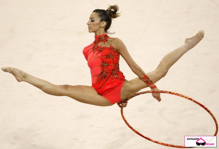 Обнаженная испанская гимнастка - Альмудена Сид Тостадо в журнале FHM